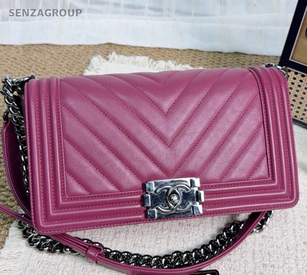 Chanel Leboy MM Chain Calfskin Shoulder Bag Crossbody Purple Women Chevron