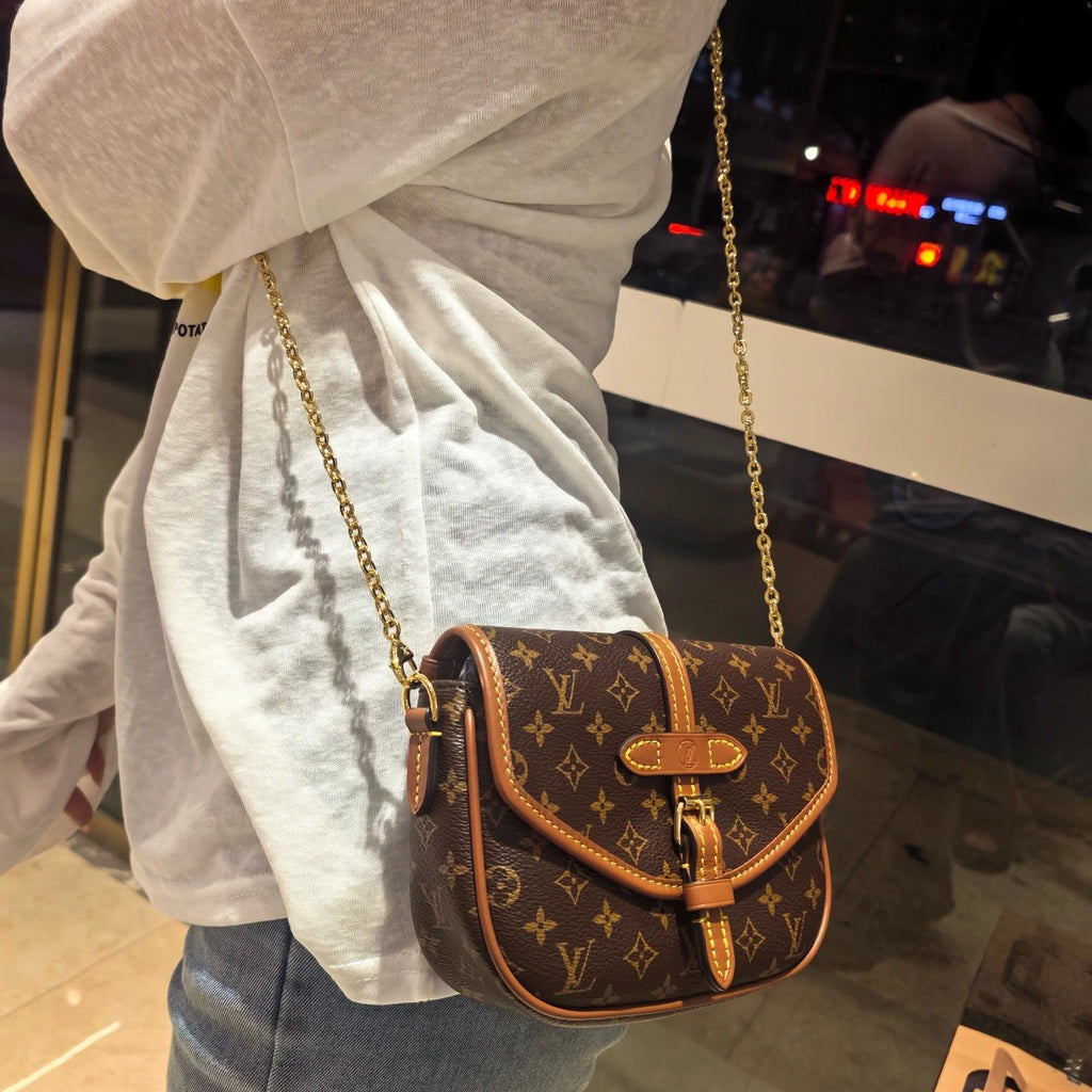 Louis Vuitton Solo Monogram Chain Shoulder Bag Crossbody Brown Gold Women