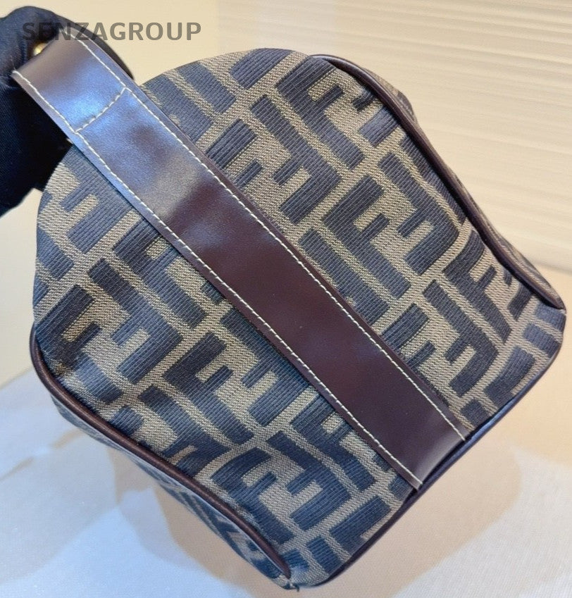 Bolsa de mão feminina Fendi clássica logotipo GM-