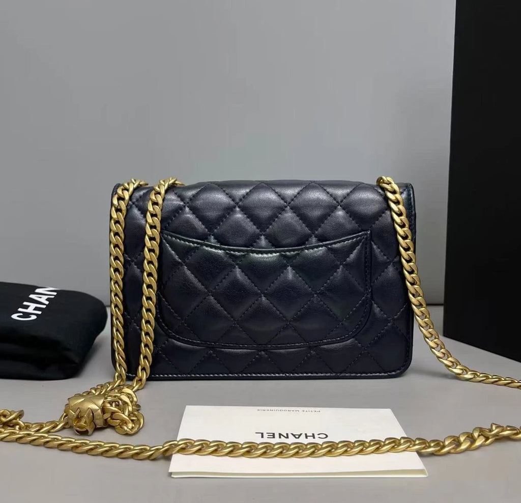 Chanel Woc Calfskin Diamond Shoulder Bag Crossbody Bag Black Women Classic