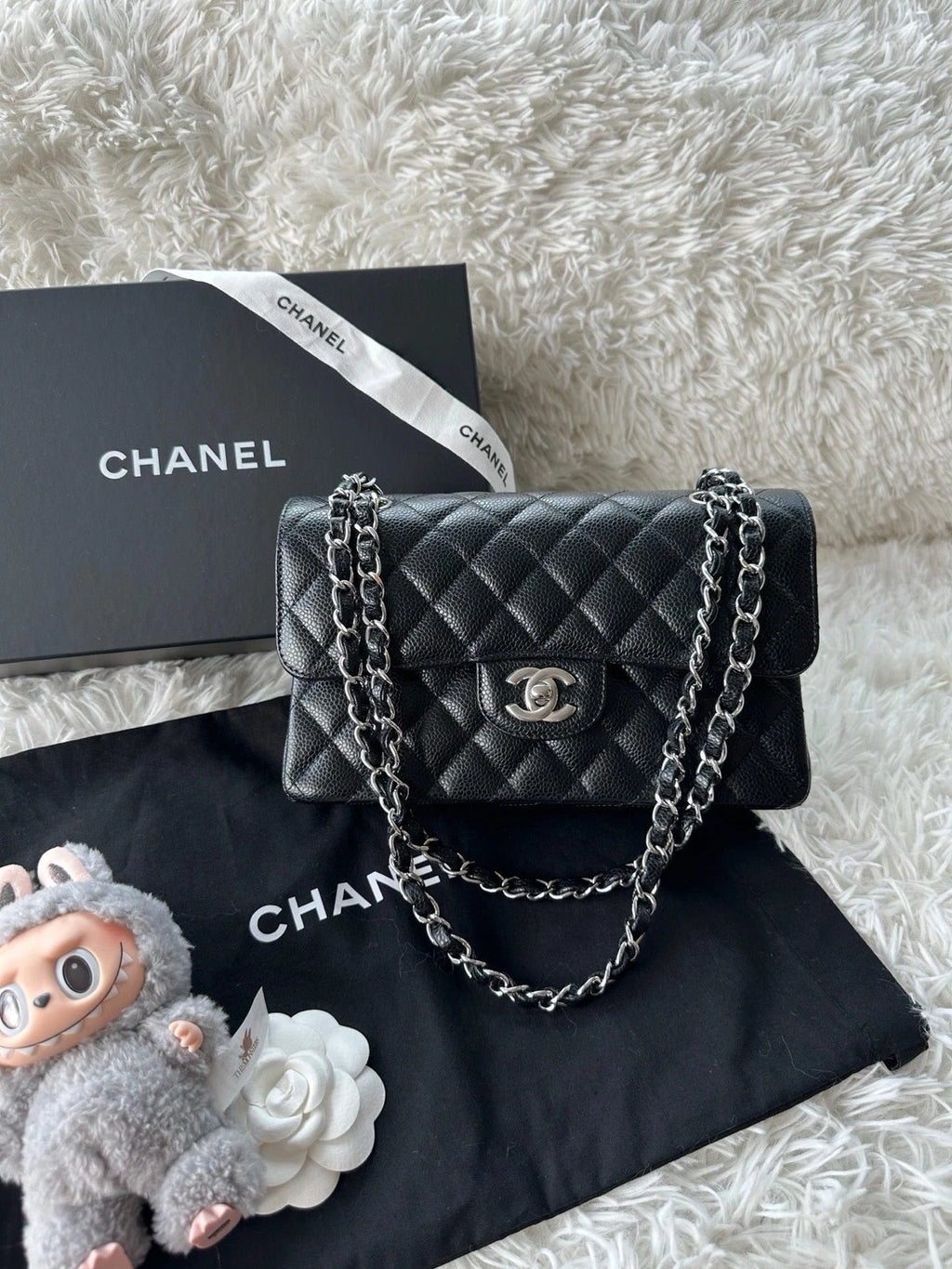 CHANEL Classic Flap Small Black Leather Shoulder Bag For Women