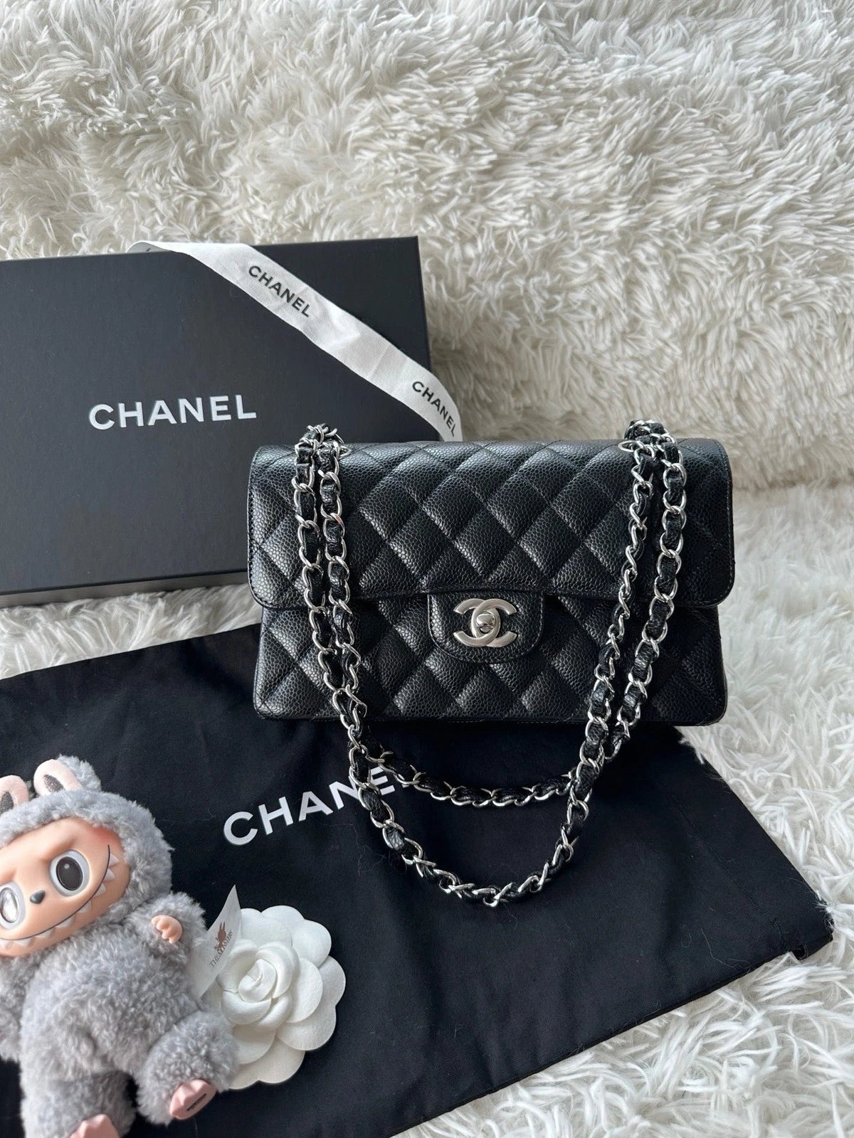 CHANEL Classic Flap Small Black Leather Shoulder Bag For Women