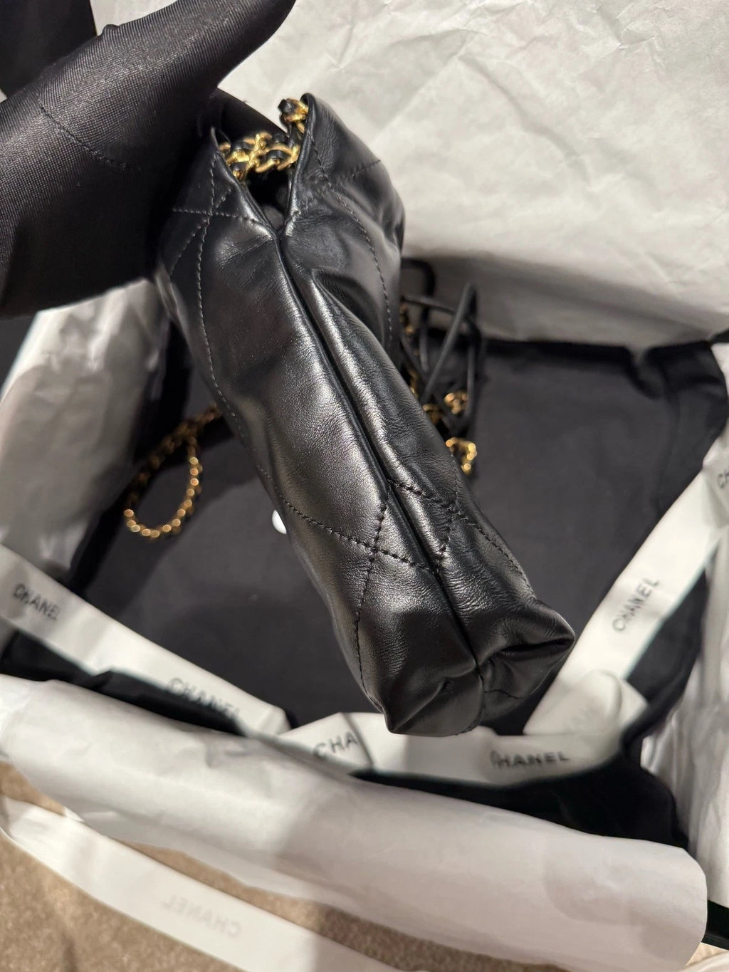 New CHANEL 22 Bag Mini Black Gold Tote Shoulder Bag For Women
