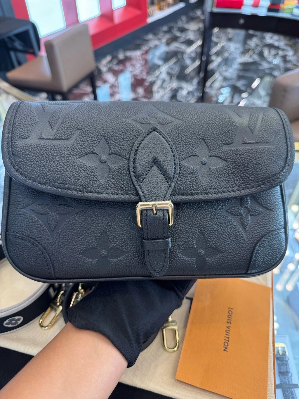 Louis Vuitton Black Full Leather Baguette Shoulder Bag For Women
