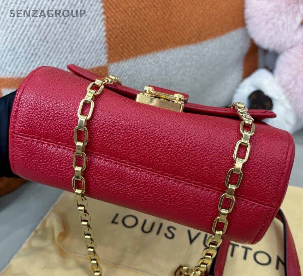 Louis Vuitton Calfskin Chain Shoulder Bag Crossbody Red Gold Used Women Classic