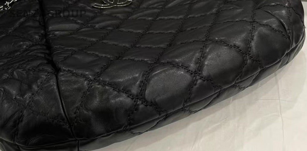 Chanel Vintage Diamond Pattern Tote Bag Chain Shoulder Bag Black Silver Women
