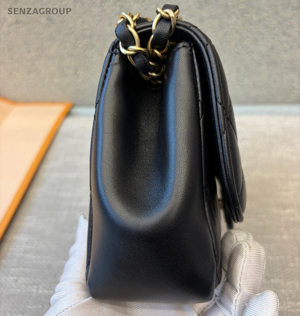Chanel Classic Flap Lambskin Chain Shoulder Bag Crossbody Black Gold Women
