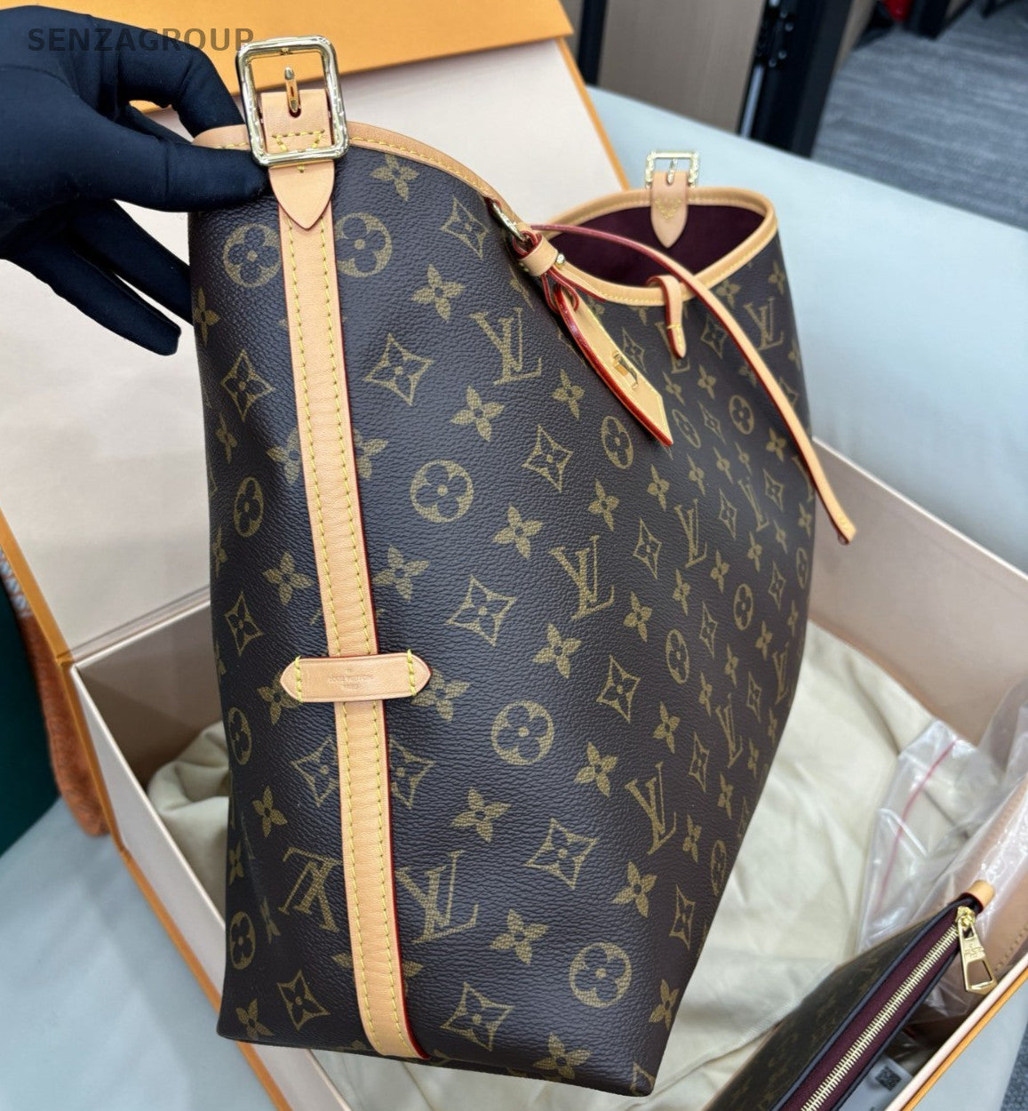 Louis Vuitton Carryall MM Monogram Shoulder Bag Brown Gold Women Classic