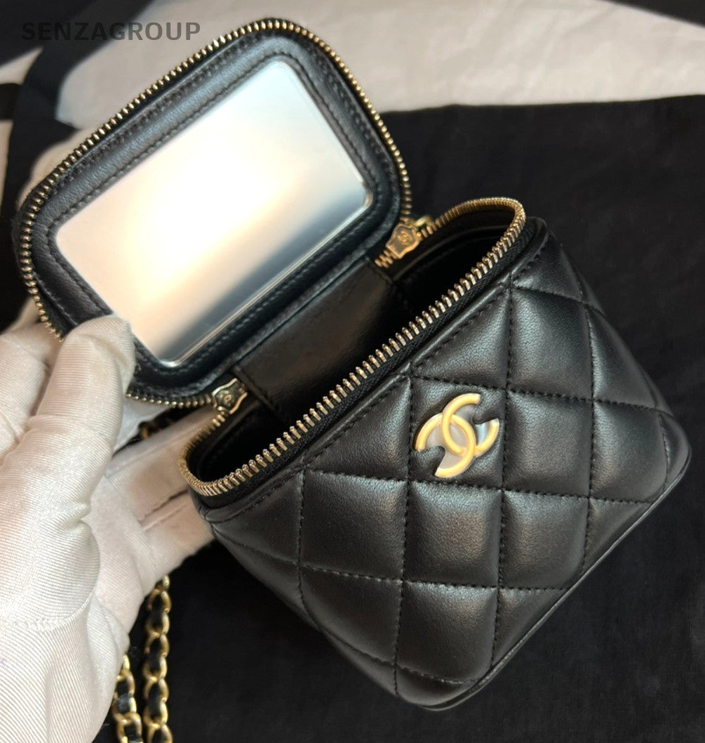 CHANEL Vanity Case Top Handle Chain Shoulder bag Crossbody Almost Brand NEW