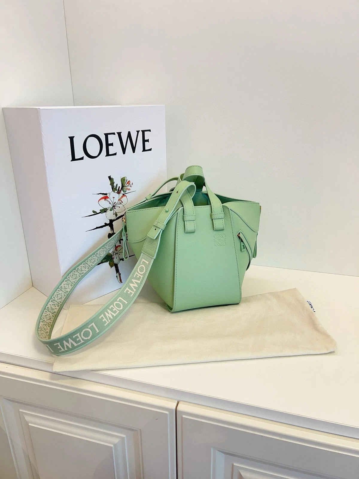 Loewe Hammock Green Shoulder Bag For Women