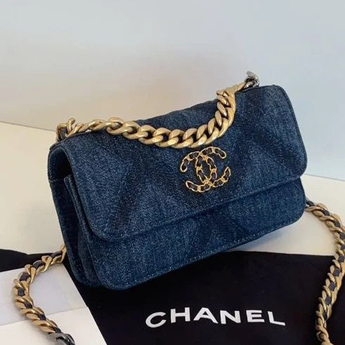 Excellent Chanel 19Bag WOC Mini Blue Denim Chain Top Handle Crossbody Bag GHW