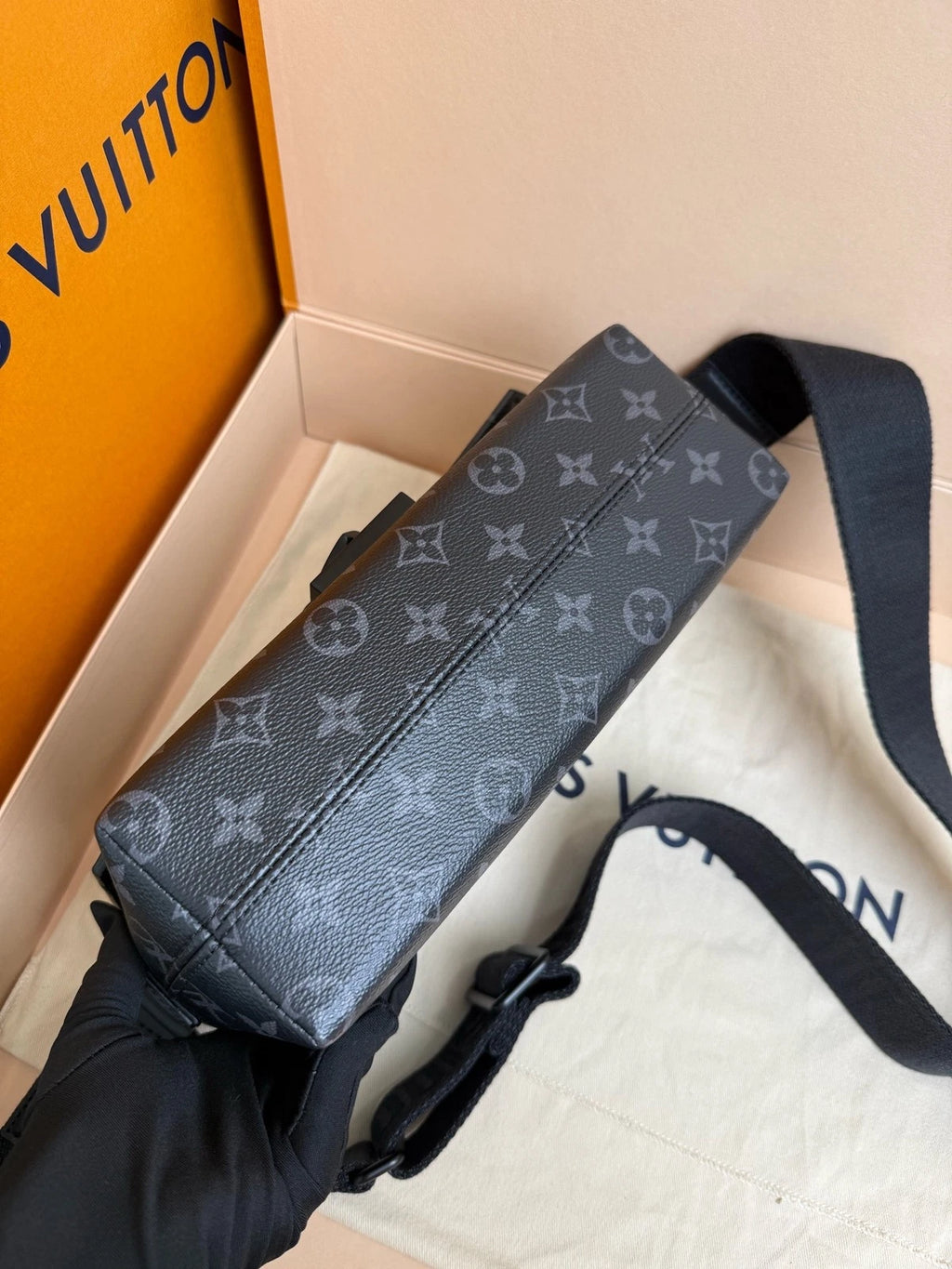 Louis Vuitton Black Canvas Crossbody Messenger Bag For Women