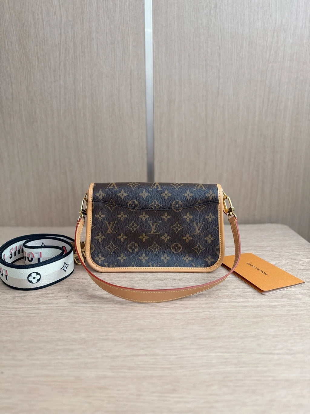 Pre-owned Louis Vuitton Monogram Canvas Shoulder Bag For Women