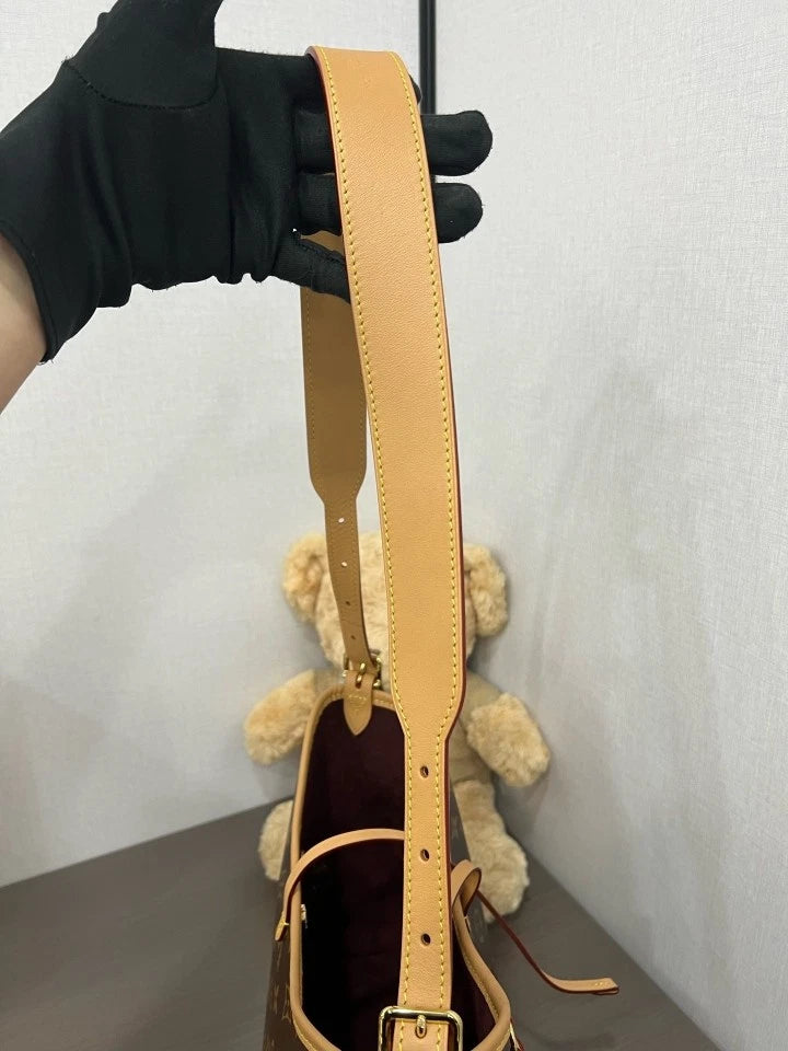 Louis Vuitton Monogram Canvas Carryall PM Tote Bag For Women