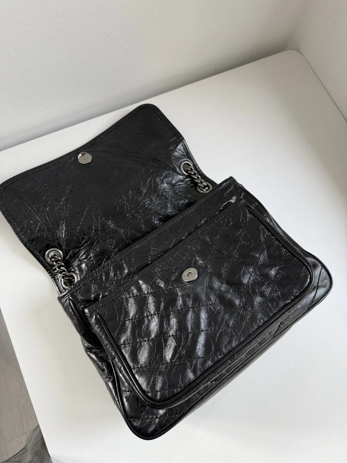 Saint Laurant Niki MM Black Chain Shoulder Bag Crossbody Silver Hardware