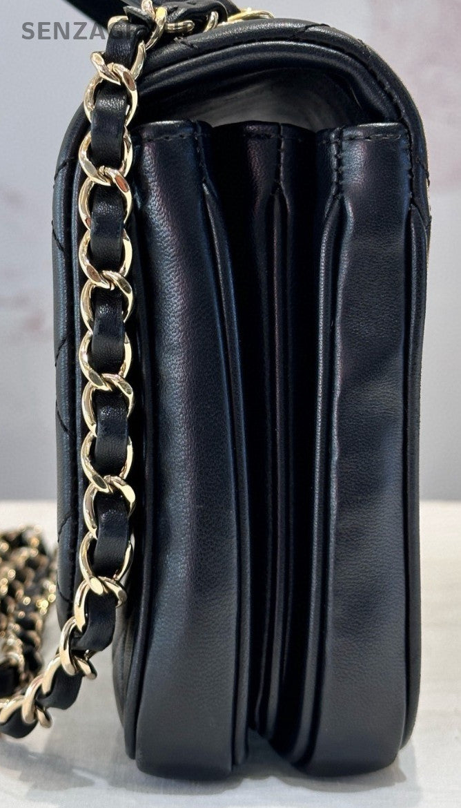 Chanel Classic Flap Lambskin Chain Shoulder Bag Black Gold Women Diamond Pattern
