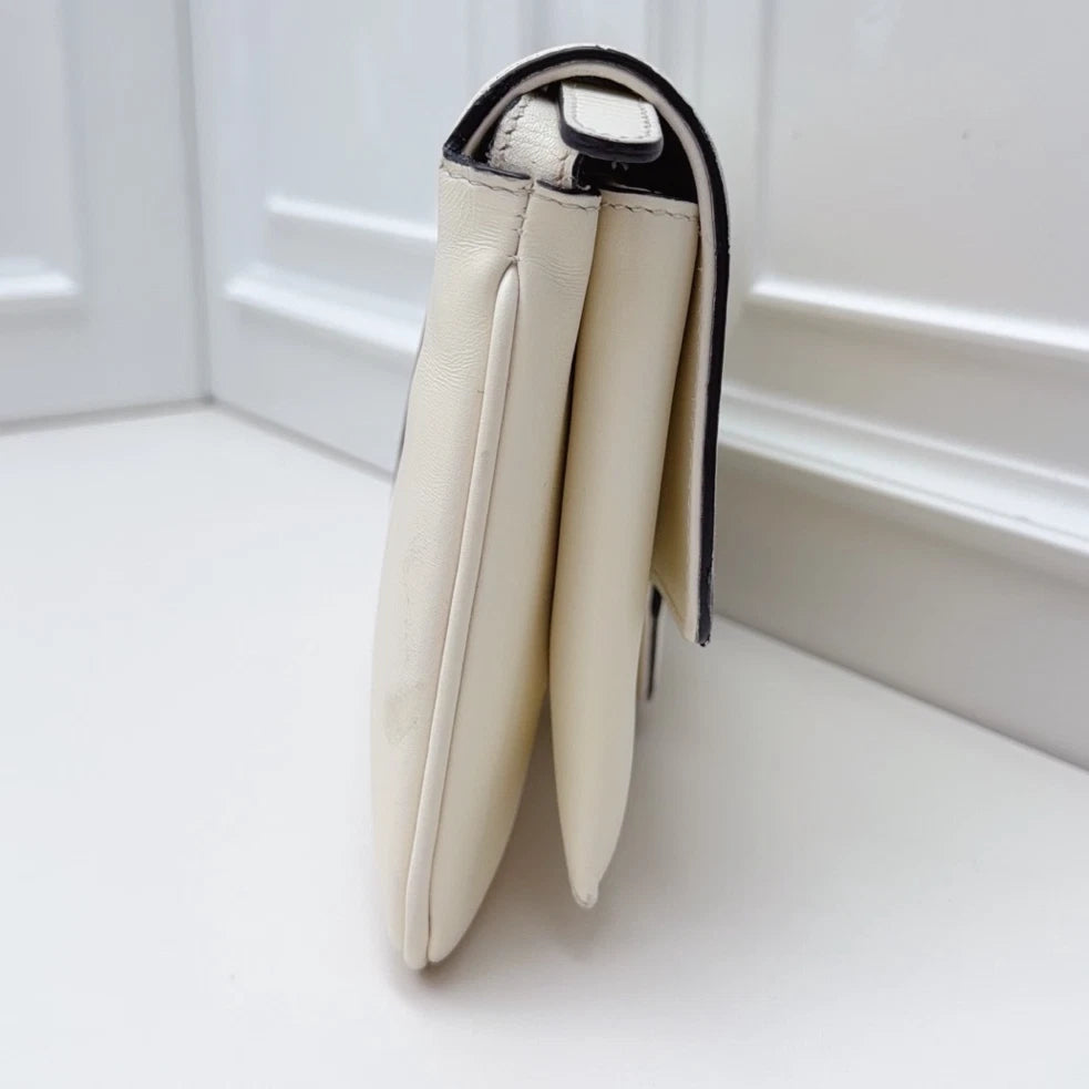 Gucci Arli PM Shoulder Crossbody Bag White Gold Hardware Women