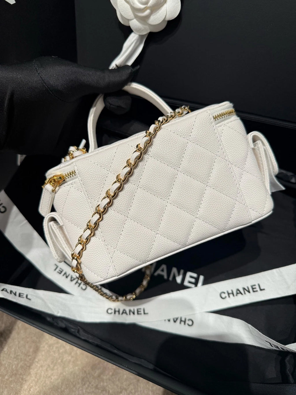 CHANEL White Gold Leather Cargo Box Bag For Women