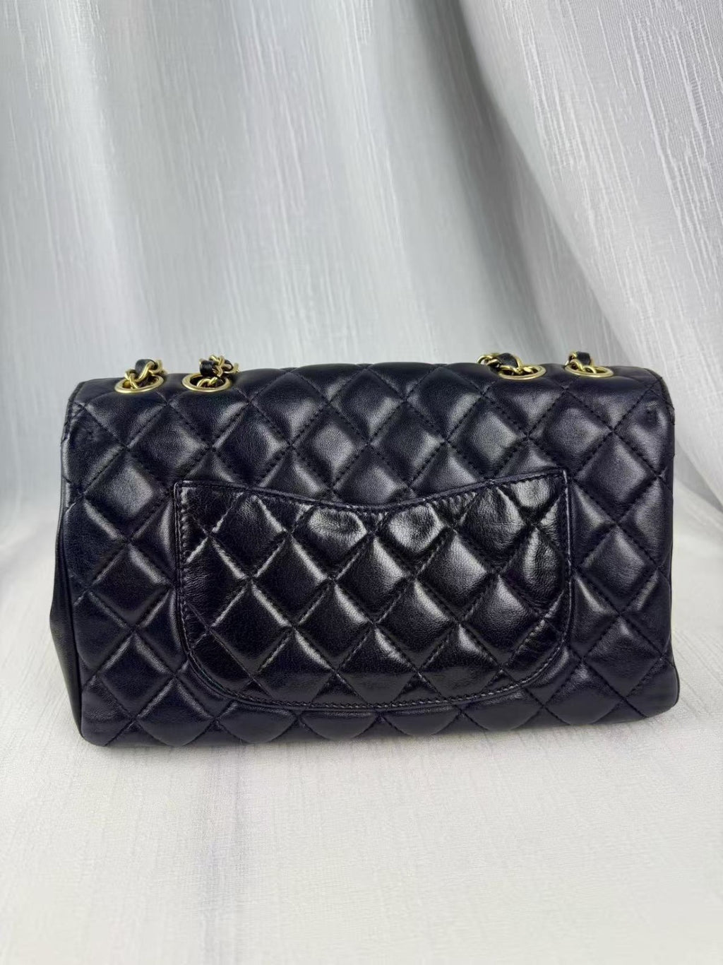 CHANEL Classic Flap MM Lamskin Chain Shoulder bag Crossbody Black-blue Women