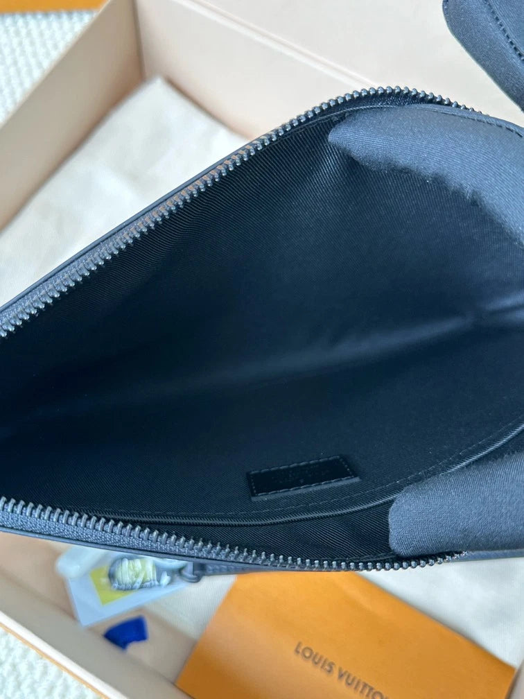 Louis Vuitton Pochette To-Go Black Monogram Clutch For Unisex Adults