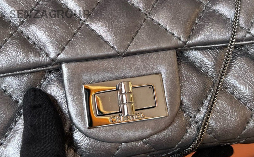 Chanel Vintage Diamond Pattern Shoulder Bag Silver Used Women Classic Designer
