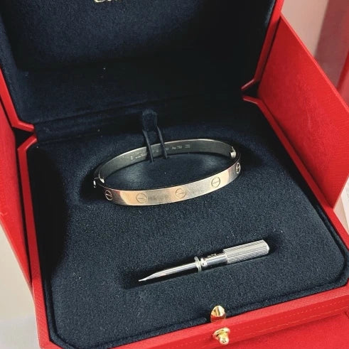 Excellent Cartier Love Classic 6.1mm Bangle Bracelet 18k White Gold Size17