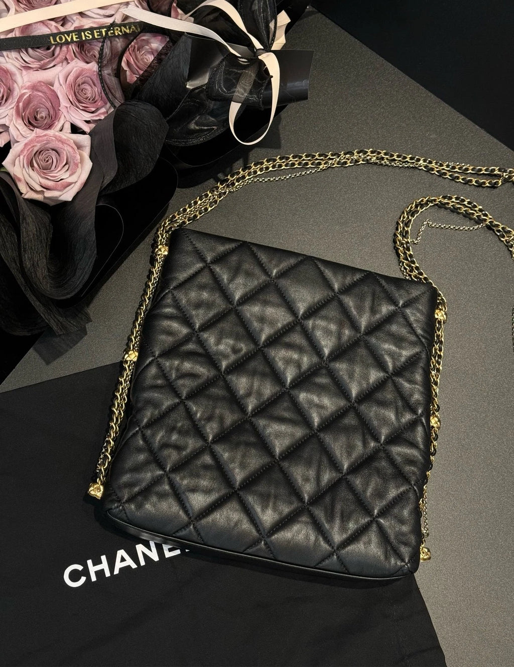 CHANEL Black Tote Chain Shoulder Handbag for Women