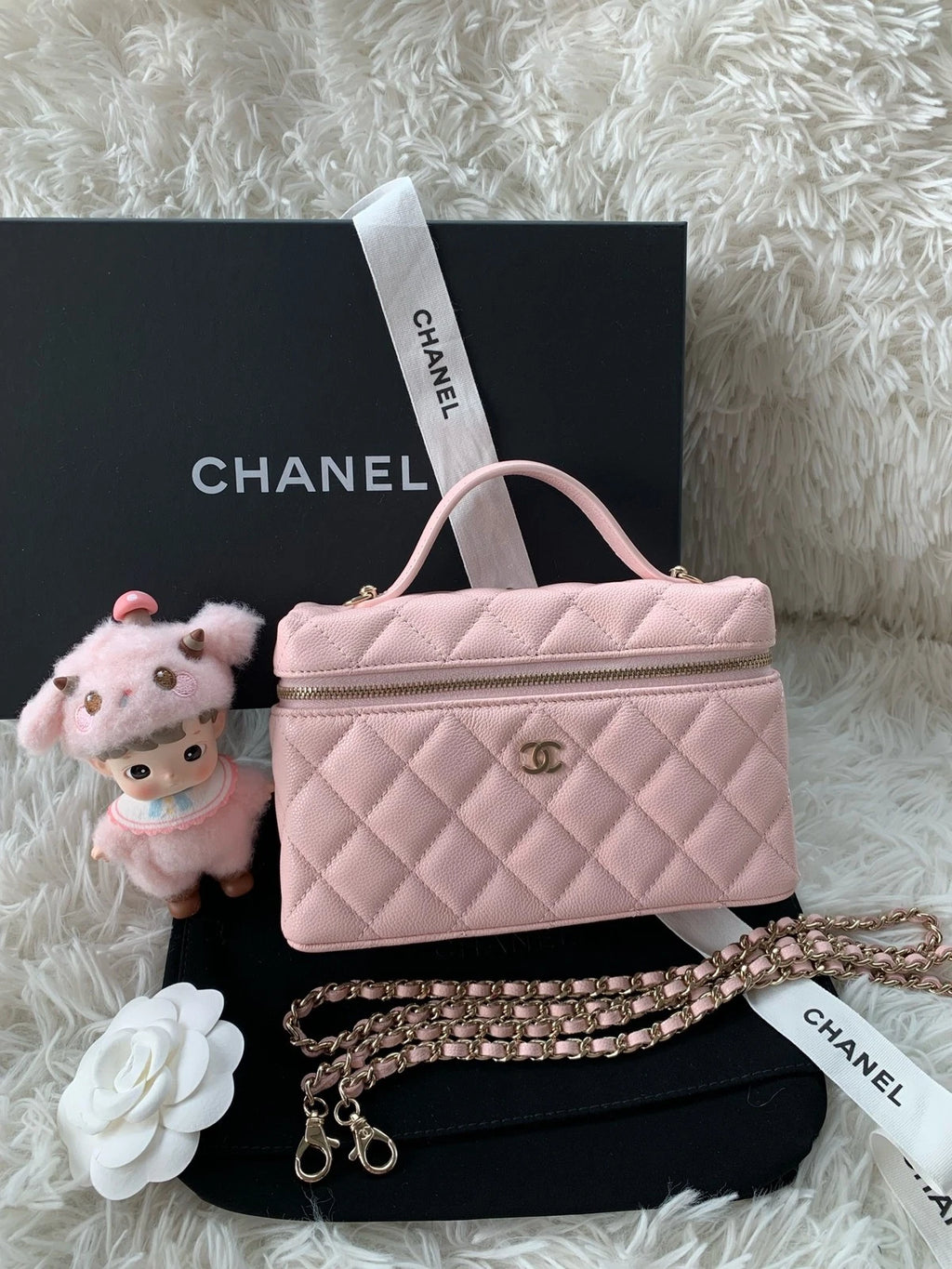 Chanel Pink Leather Lunch Box Shoulder Handbag For Women