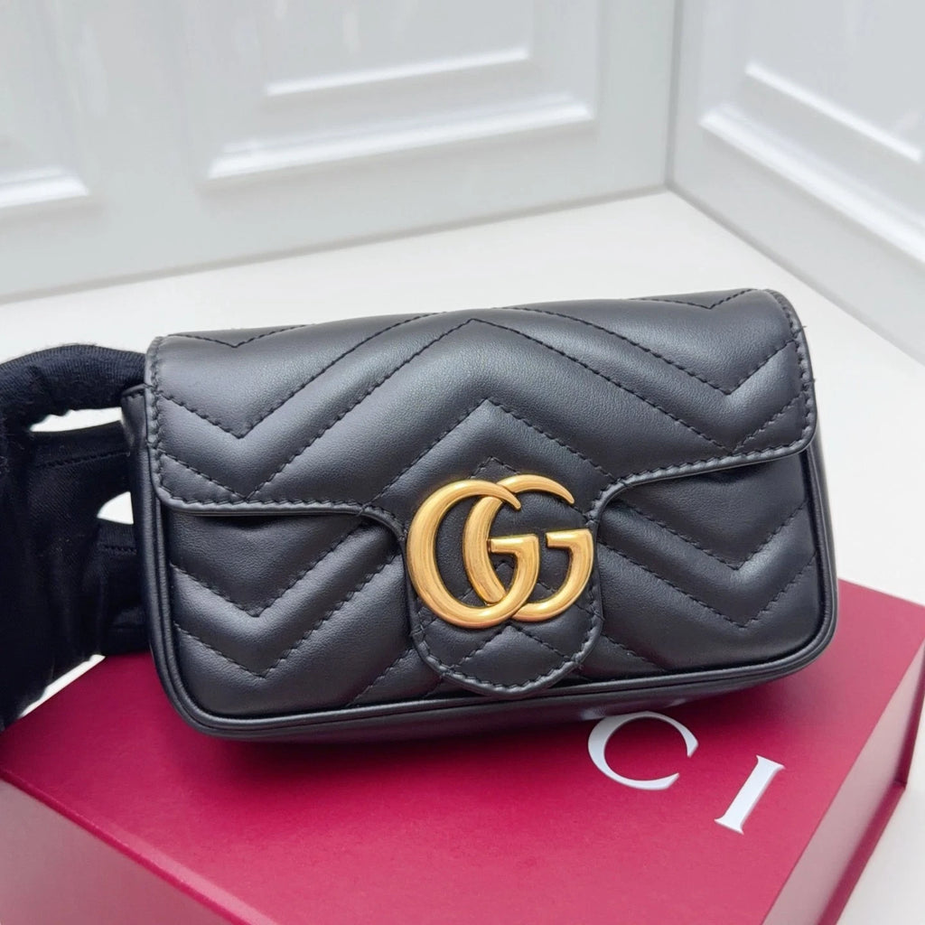 Gucci Marmont Mini Chain Shoulder Bag Crossbody Black Gold Women Classic
