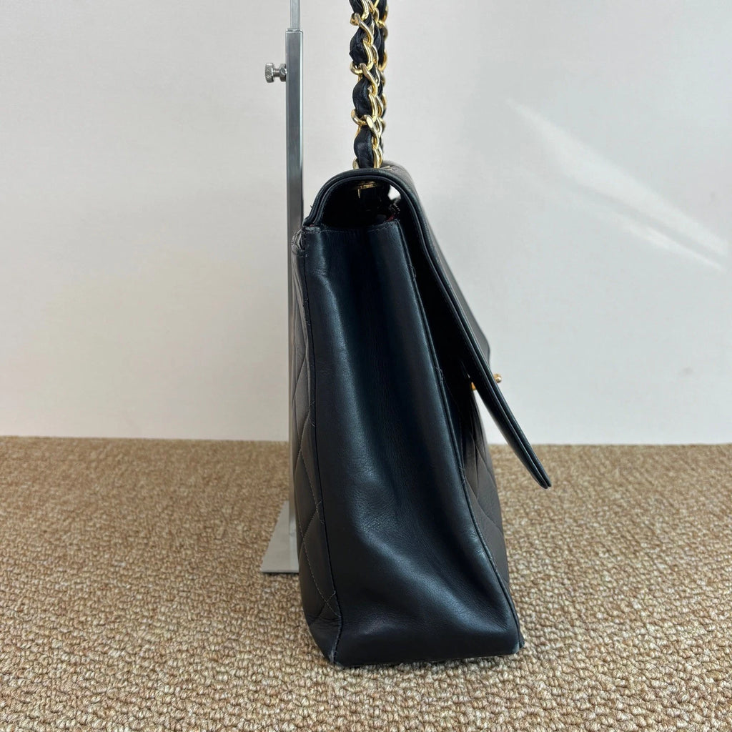 Chanel Diamond Lambskin Chain Shoulder Bag Black Gold Used Women Classic