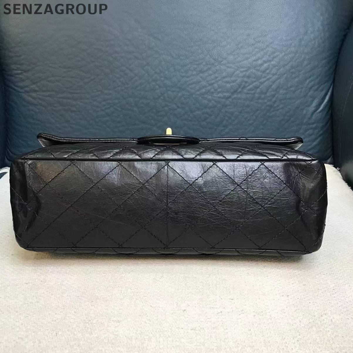 Chanel 2.55 Large Black Gold Chain Shoulder Crossbody Bag Classic Women