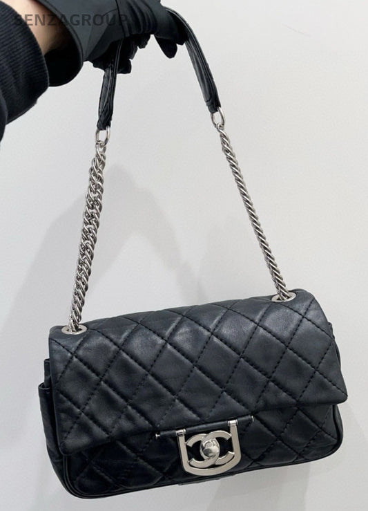 CHANEL Classic Flap MM Edinburgh Limited Edition Shoulder bag Black Silver