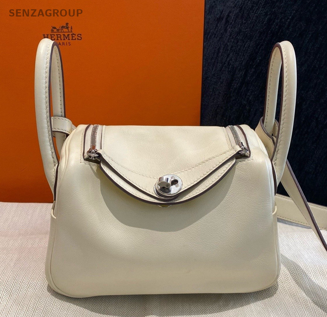 Hermes Lindy Mini Top Handle Bag Shoulder Bag White Silver Women Classic Fashion