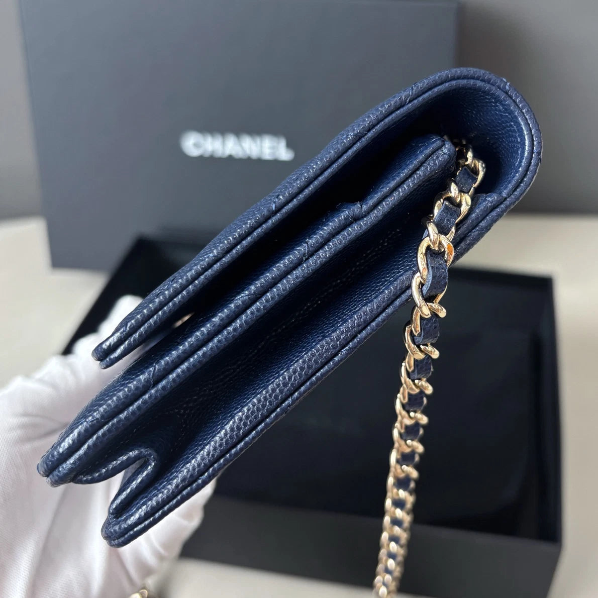 Excellent Chanel WOC Calfskin Blue Shoulder Bag Crossbody Gold Hardware Diamond