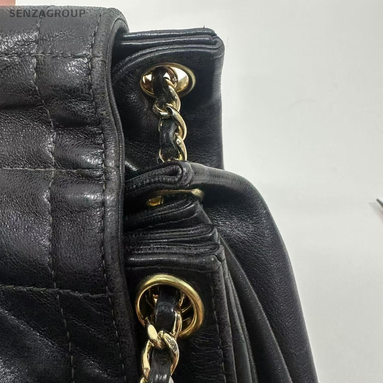 CHANEL Black gold 2.55 Leather Shoulder bag tote