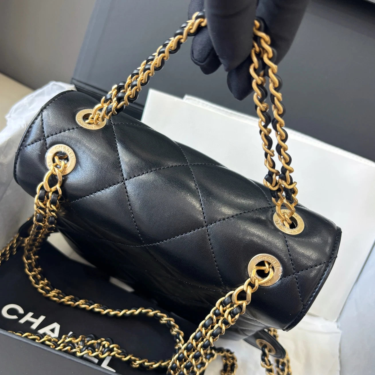 Excellent Chanel Ado Lambskin Gold Chain Black Diamond Backpack Chip Version