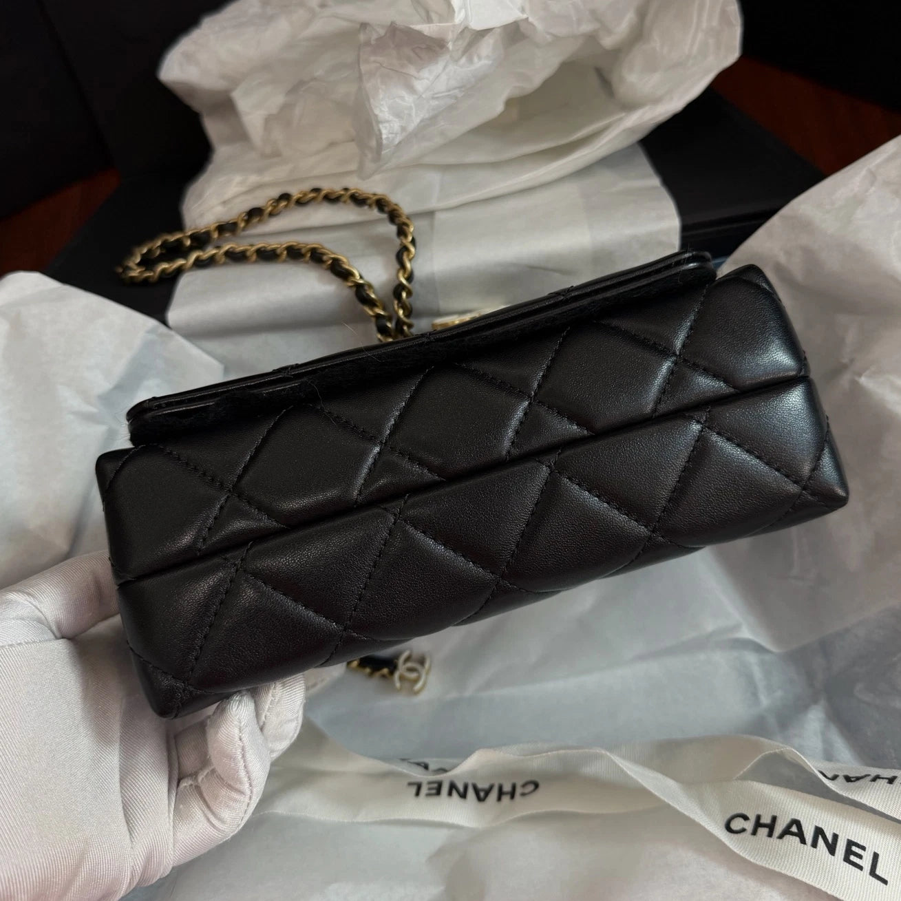 Chanel Lambskin Chain Shoulder Bag Crossbody Black Gold Diamond Excellent