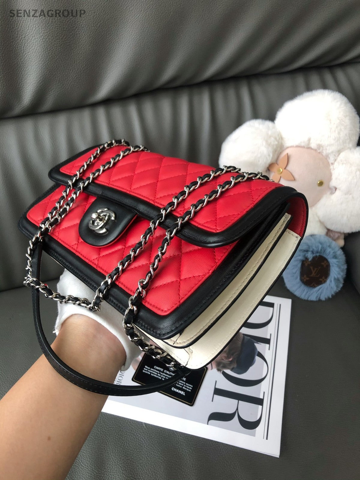 CHANEL Classic Flap Lambskin Chain Shoulder bag Red Black Women Classic