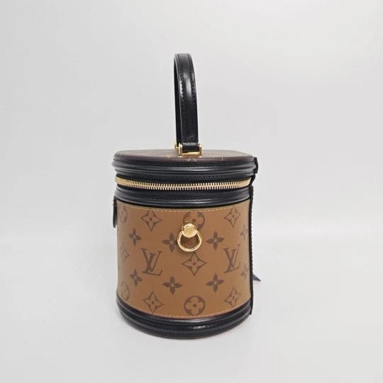 Louis Vuitton Monogram Canvas Bucket Bag for Women