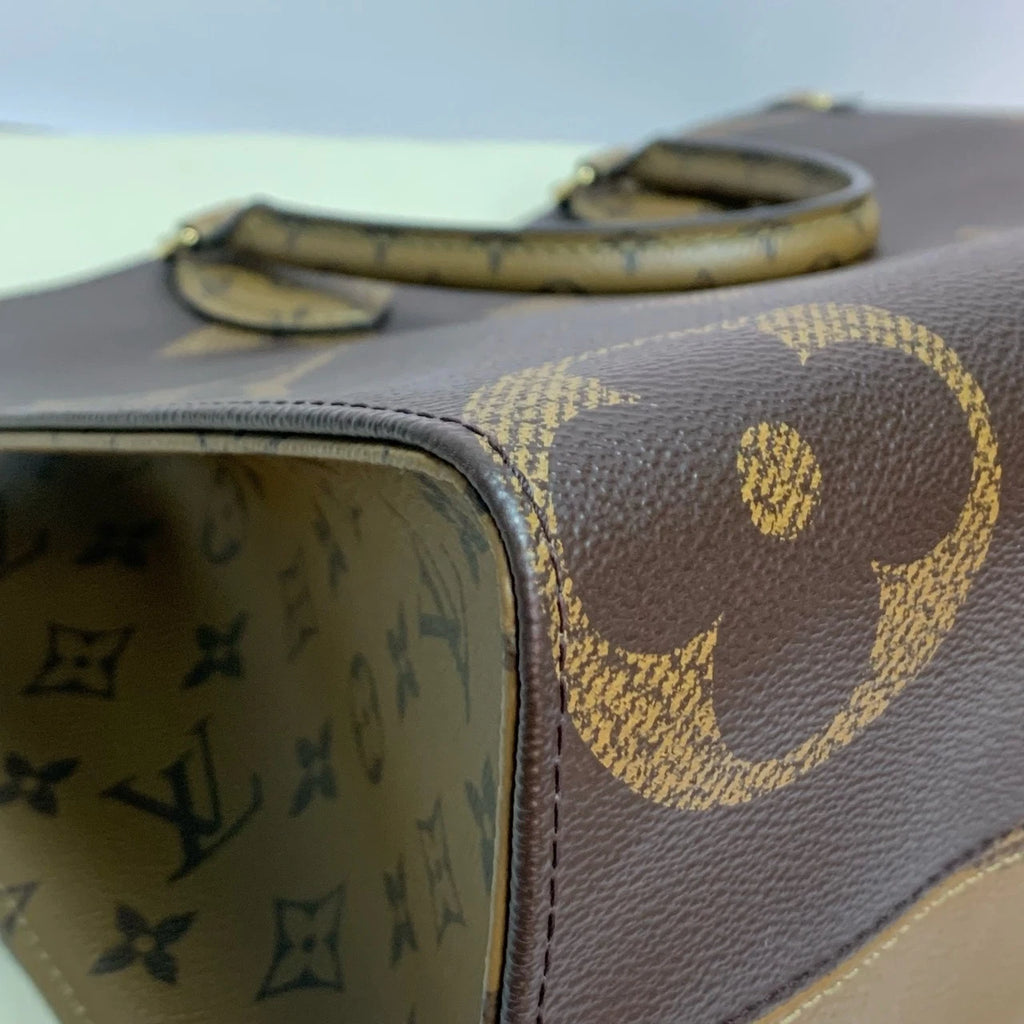 Louis Vuitton Onthego Medium Canvas Printed Tote Handbag For Women