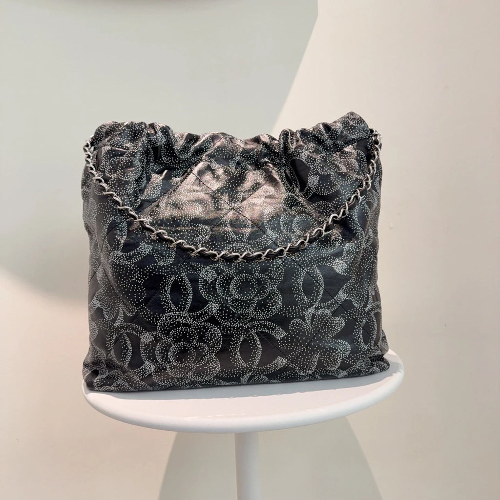 Chanel Fall Winter Series 22 Bag Medium Size Tote Bag Shoulder Bag Black