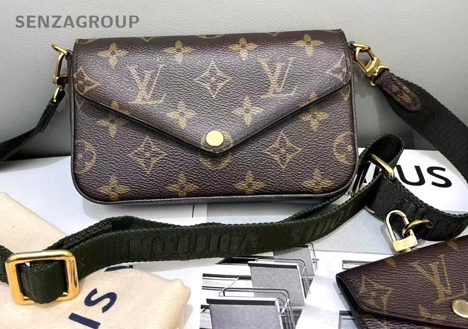 Louis Vuitton Pochette Accessoires Monogram Shoulder bag Crossbody Women
