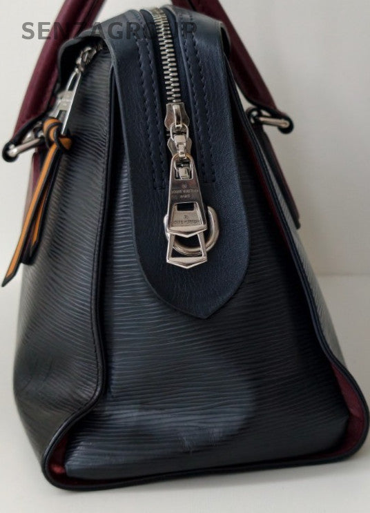Louis Vuitton Epi Leather Top Handle Bag Crossbody Black Silver Women Classic