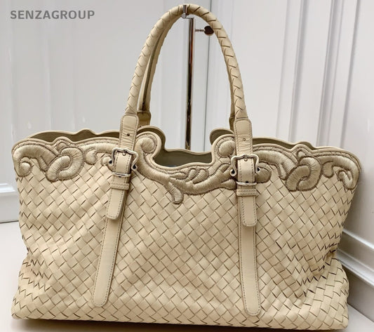Bottega Veneta Embroidered Pattern Shoulder Tote Bag Cream Women