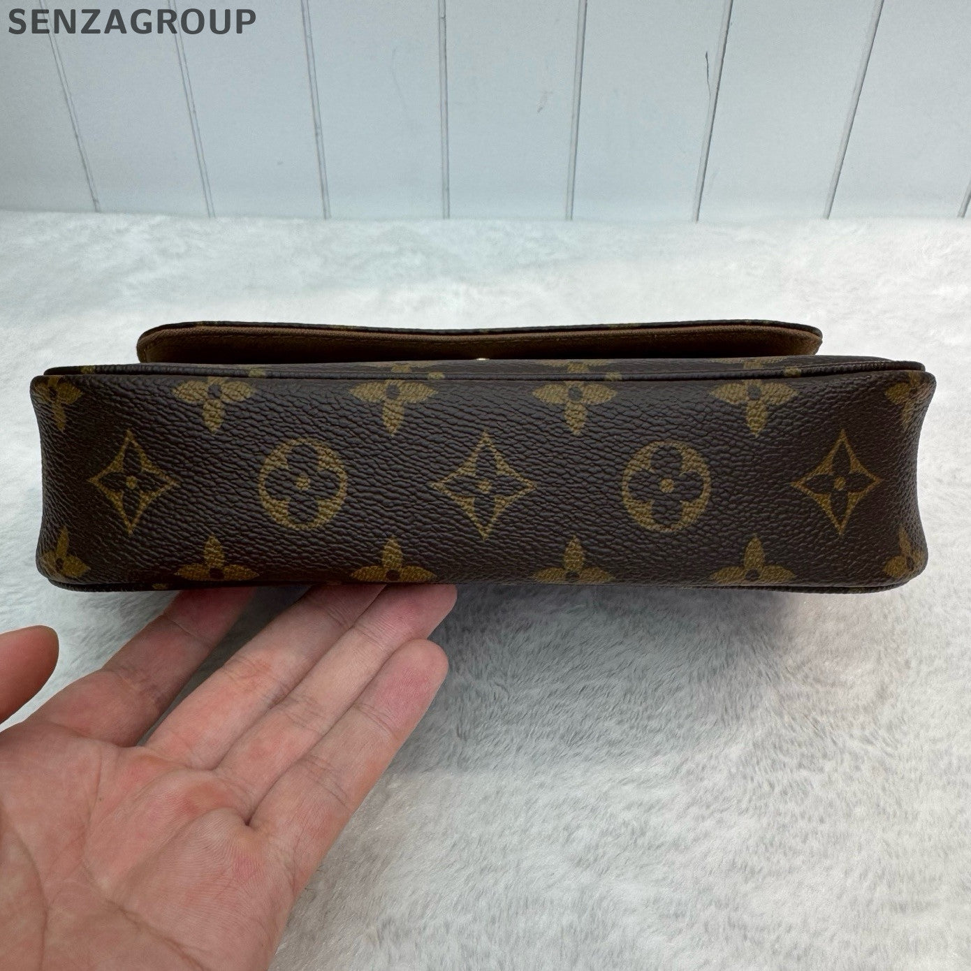 Louis Vuitton Monogram Ivy Chain Shoulder Bag Brown Classic Women's