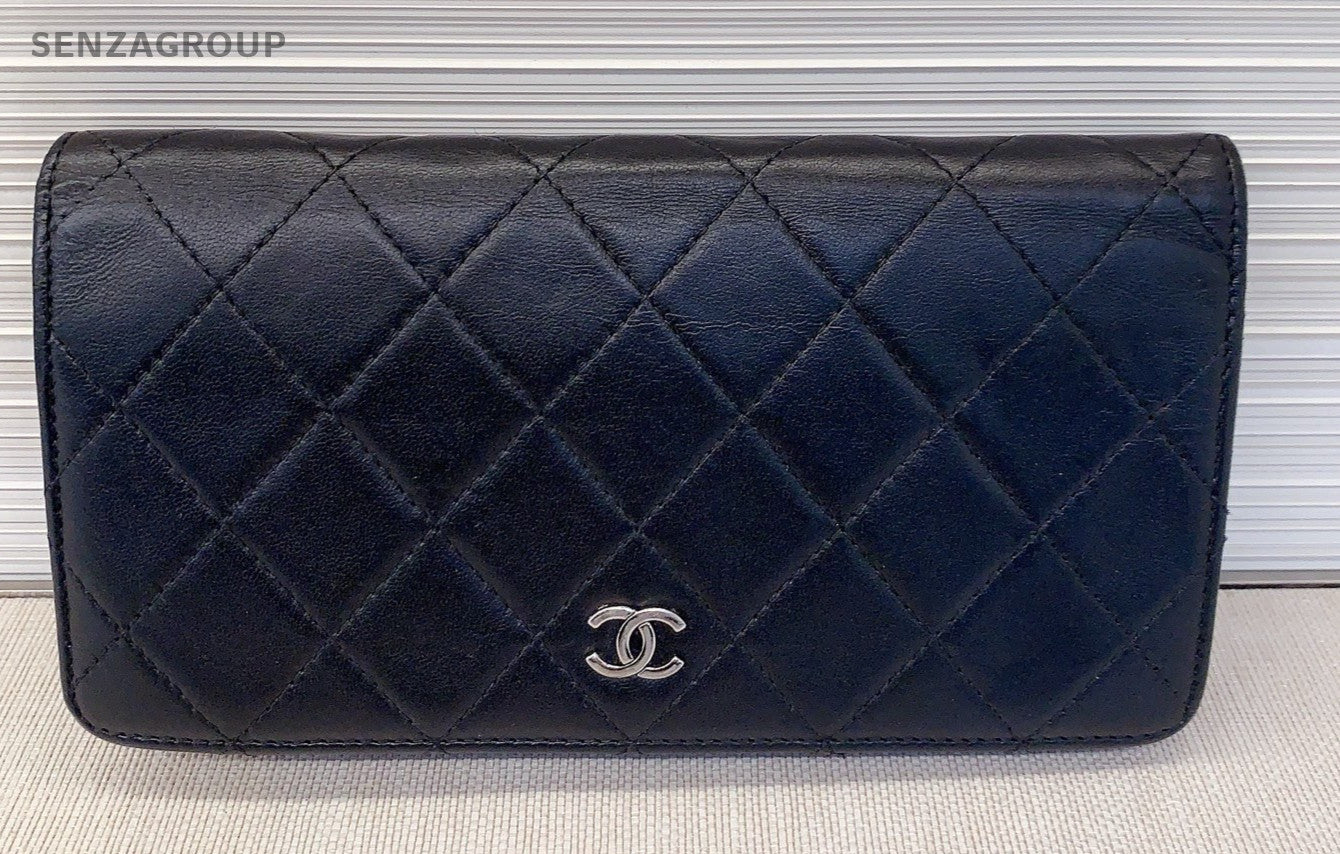 Chanel Quilted Clutch Wallet Black Women