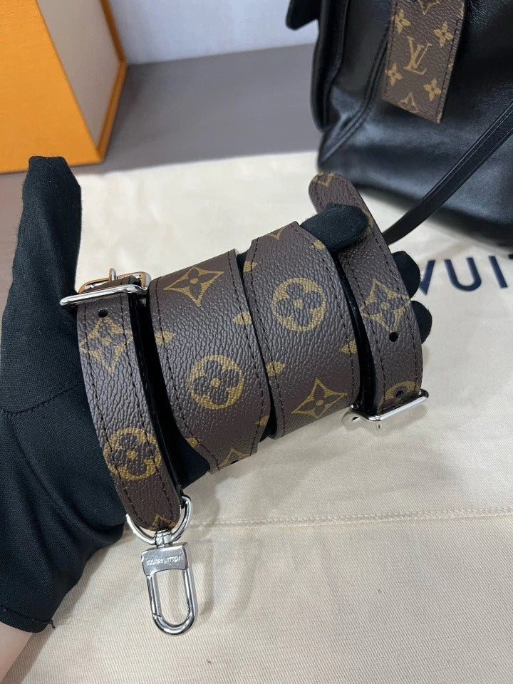 Louis Vuitton Black Small Carryall Cargo Tote Bag For Women
