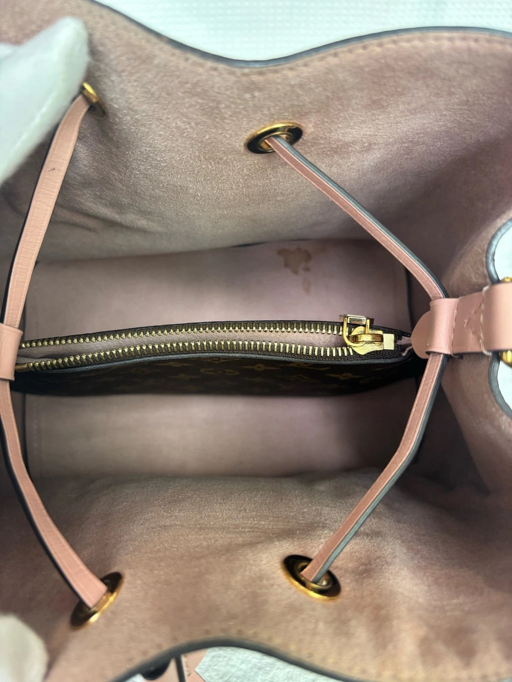 Louis Vuitton Women's Canvas Bucket Bag