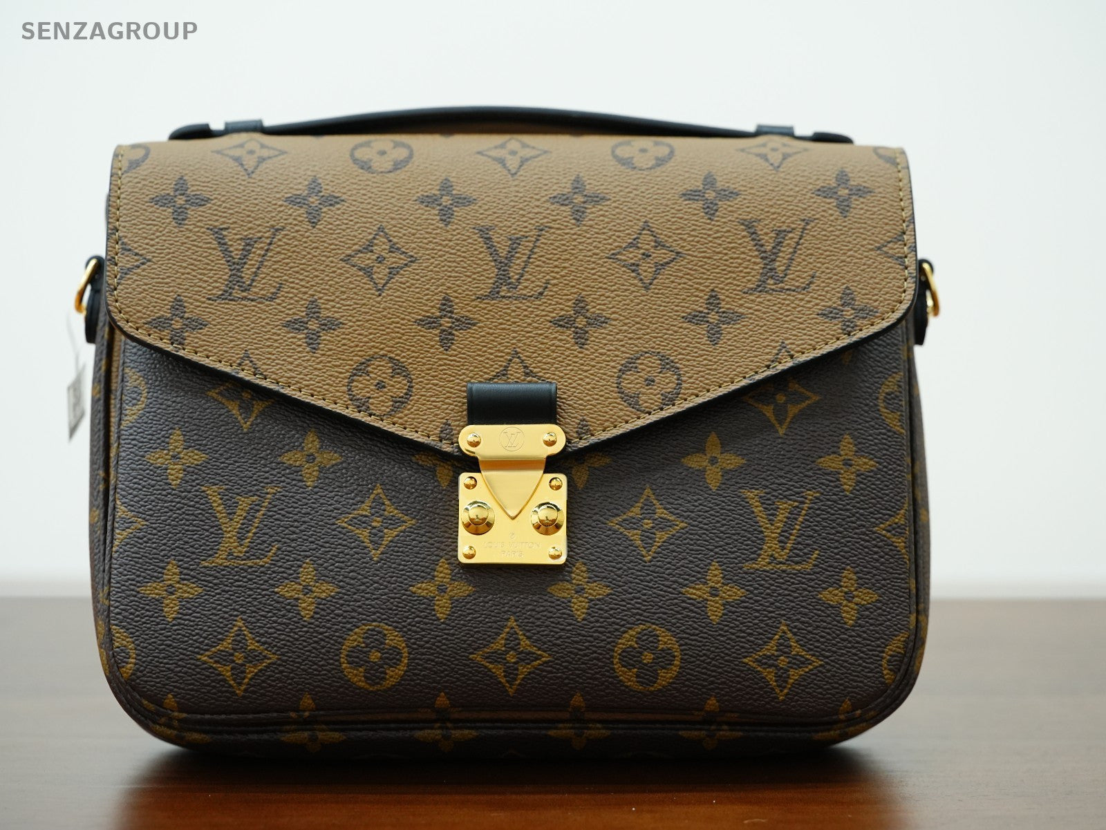 Louis Vuitton Pochette Métis Monogram Shoulder bag Brown Almost Brand NEW