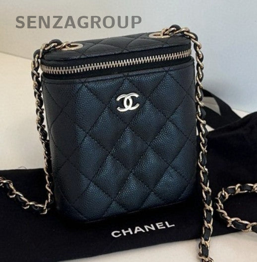 CHANEL CC Chain Calfskin Shoulder bag Crossbody Black